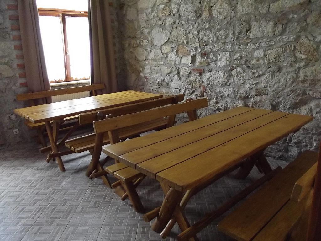 Oereg Diofa Vendeghaz Hotel Abaújszántó Buitenkant foto