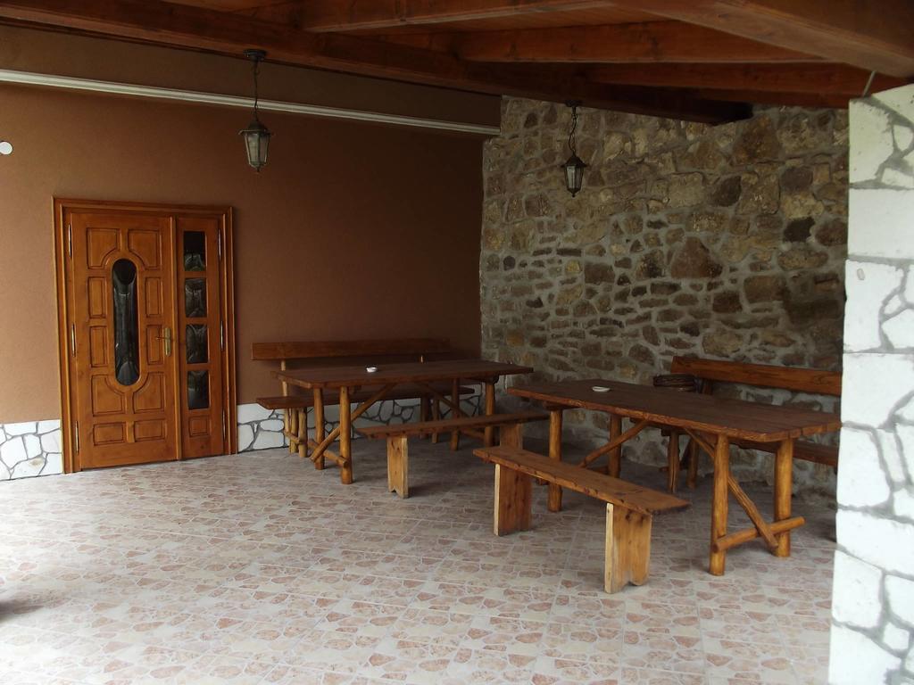 Oereg Diofa Vendeghaz Hotel Abaújszántó Buitenkant foto